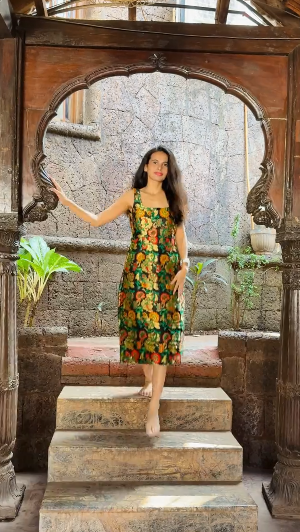 Gayatri Devi Sculpt Dress